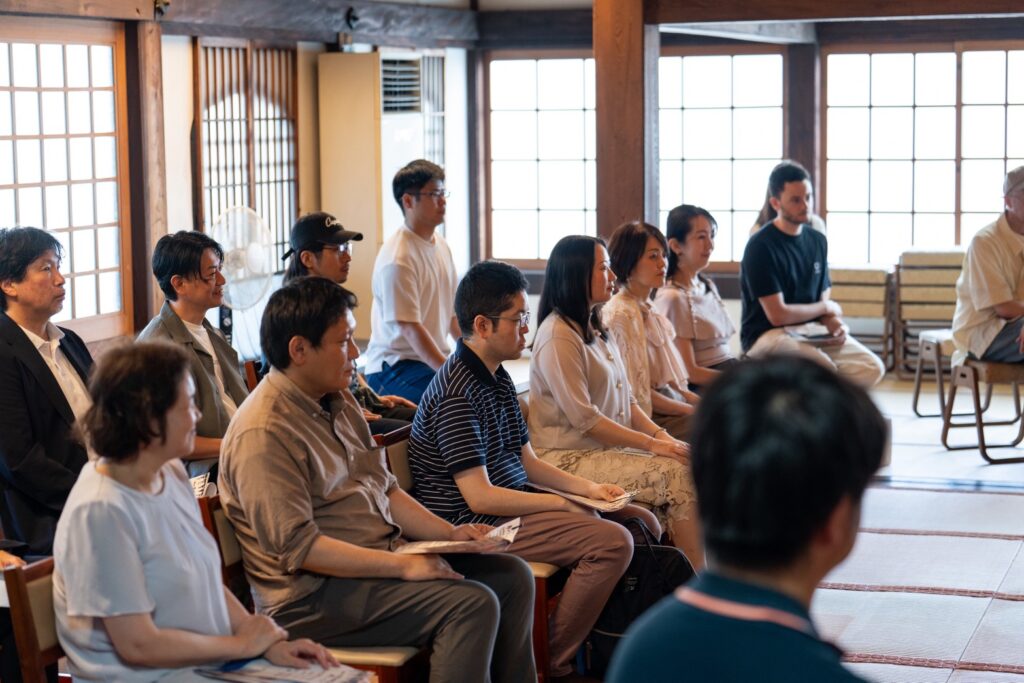 お寺で四季を感じる癒しのコンサート