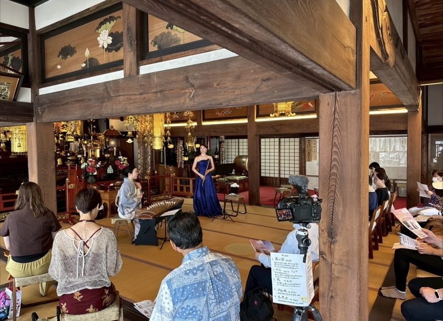お寺で四季を感じる癒しのコンサート